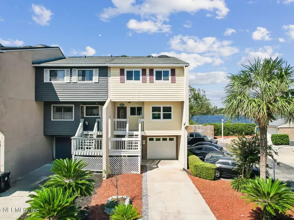 327 SCENIC POINT Lane, Fleming Island, FL 32003