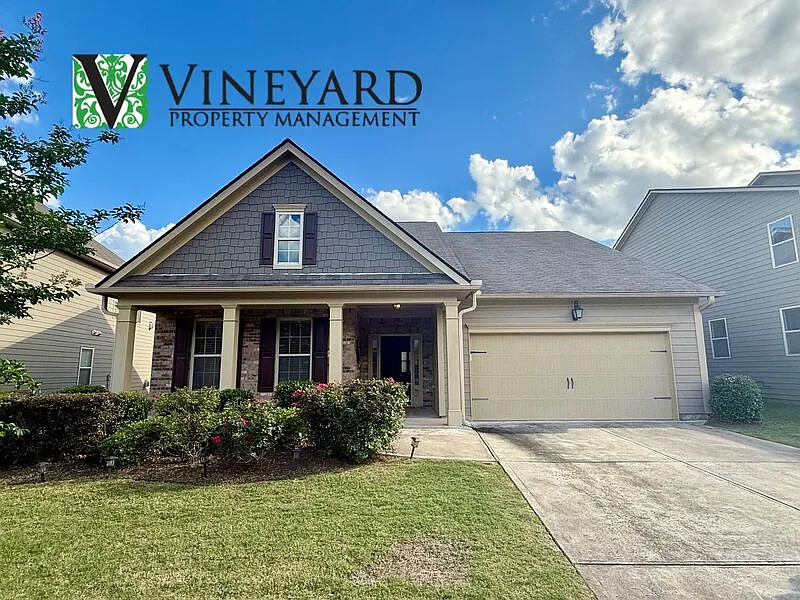 308 Vermillion St photo 1