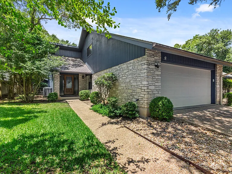 8606 Mesa Dr #A — Photo 2
