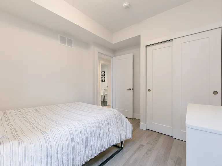 405 Saint Helens Ave #YAAAS — Photo 19