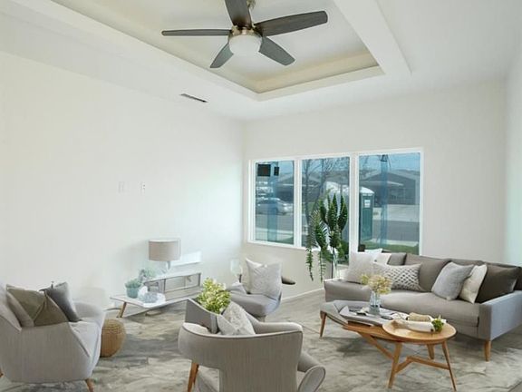 4th image of 1405 E Hibiscus Ave #2