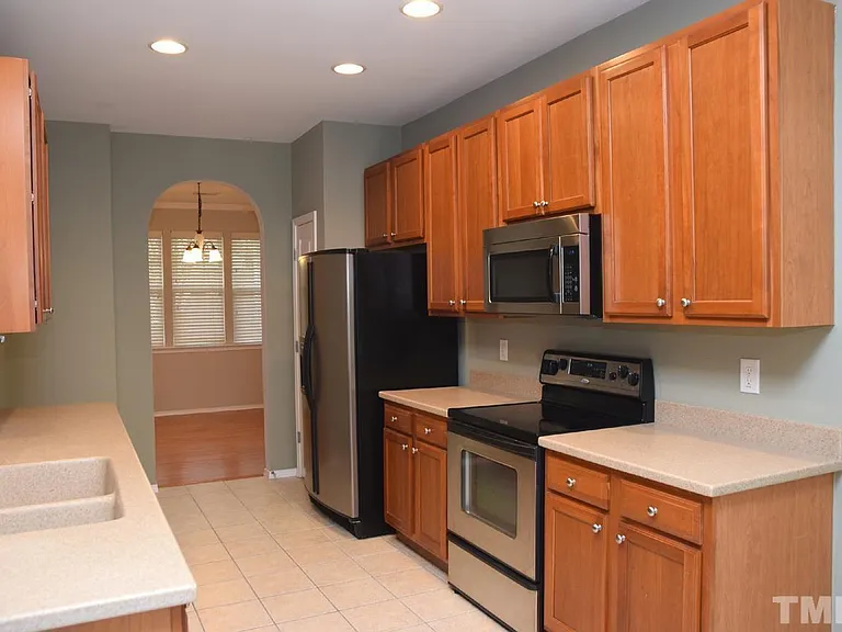 8224 Stone Cellar Dr — Photo 10
