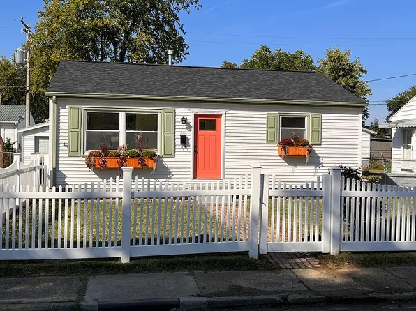 1951 Powell St, Henderson, KY 42420