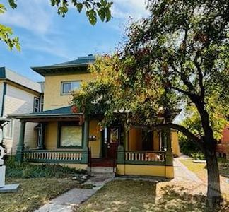 218 W Abriendo Ave, Pueblo, CO, 81004