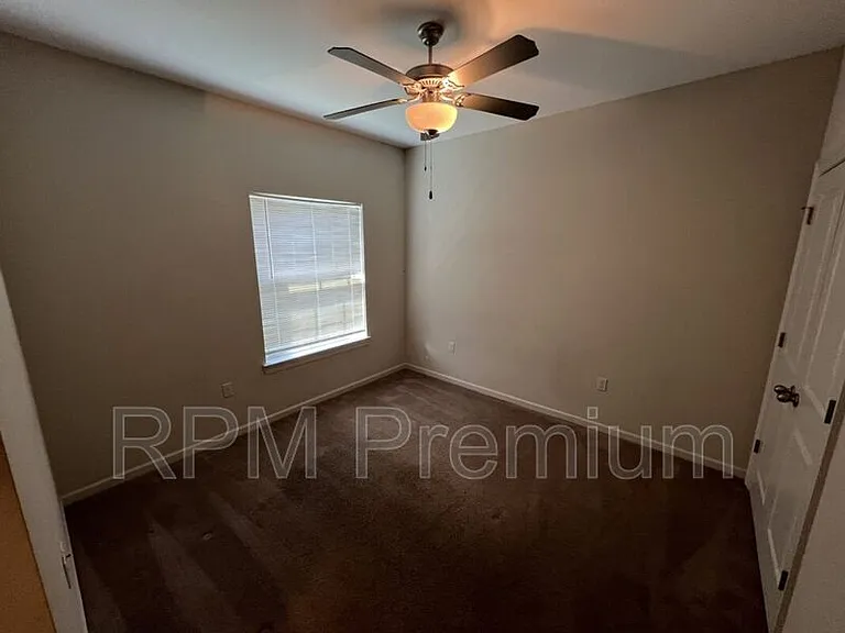 8614 Forestwood Ave — Photo 37