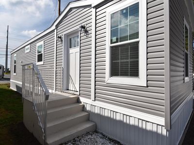 41 Friendship Drive, Salem, NH, 03079