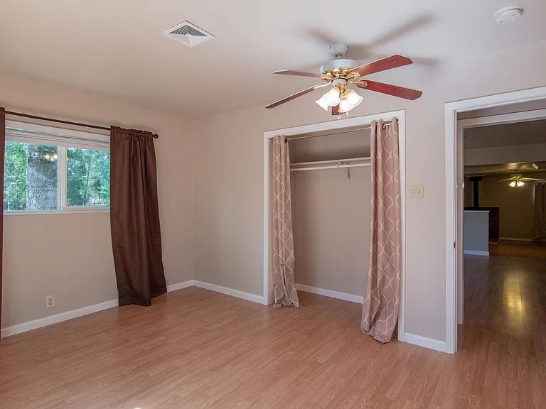 18623 Oasis Rd — Photo 23