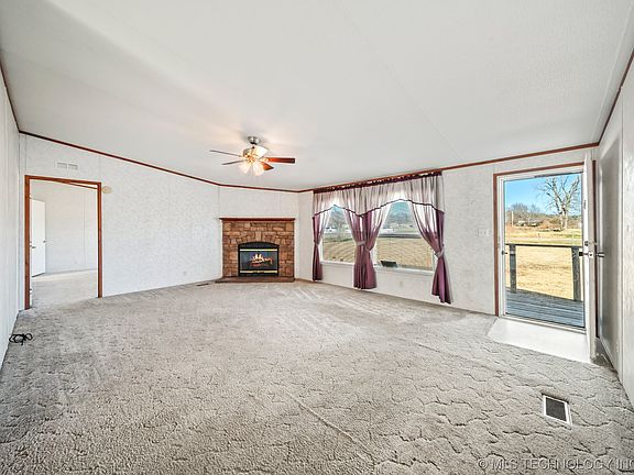 3rd image of 16180 W Nunley Ave
