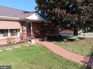 306 S Forney Ave, Hanover, PA 17331