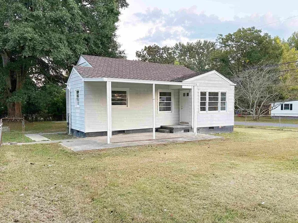 127 Woods St, Summerville, GA 30747
