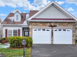 631 Thoreau Dr, Mount Joy, PA 17552