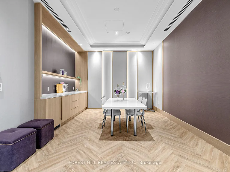 700 Sheppard Ave W #403 — Photo 5