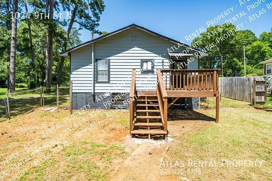Quiet Street, Big Backyard! Renovated 3BR Home in Bessemer — Photo 3