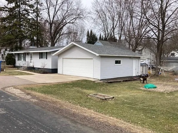901 East ARNOLD STREET, Marshfield, WI 54449