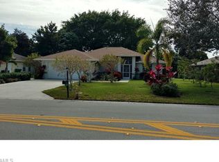 6148 Woodstone Dr, Naples, FL 34112