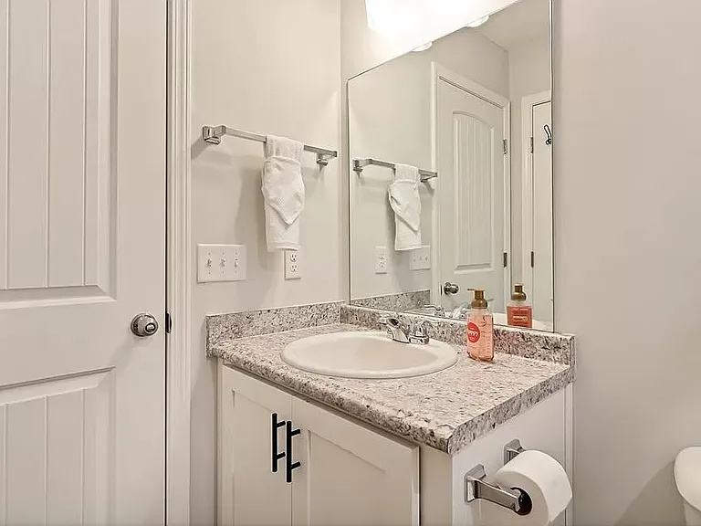 103 Fridley Ln — Photo 28