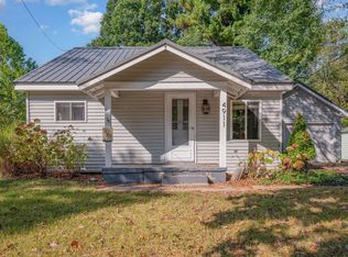 4911 Drake St, Midland, MI 48640