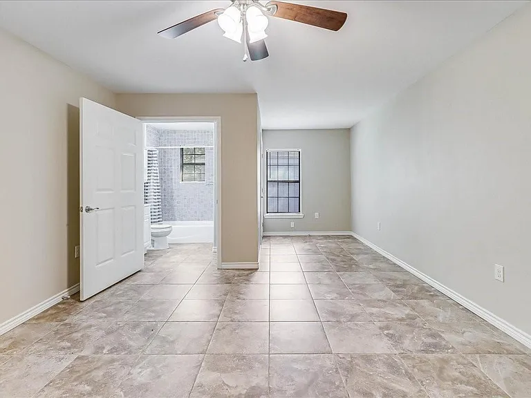 2111 E Lott Ave — Photo 32