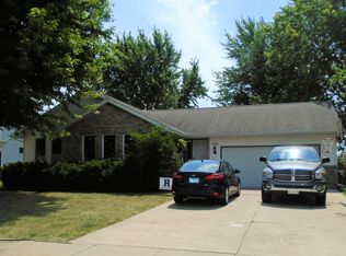 208 Willis Ave, Rochelle, IL 61068