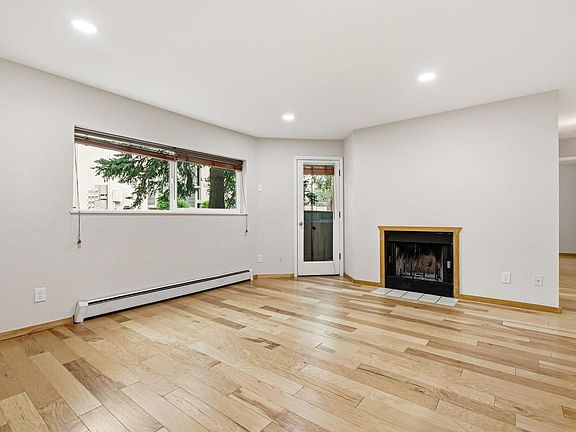 2nd image of 3515 28th St #102