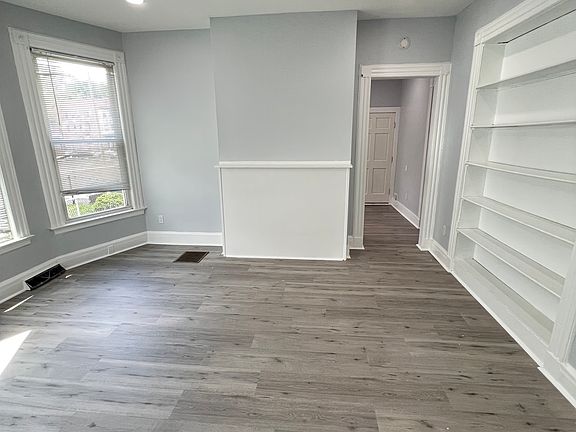 4th image of 220 Sherman Ave #5