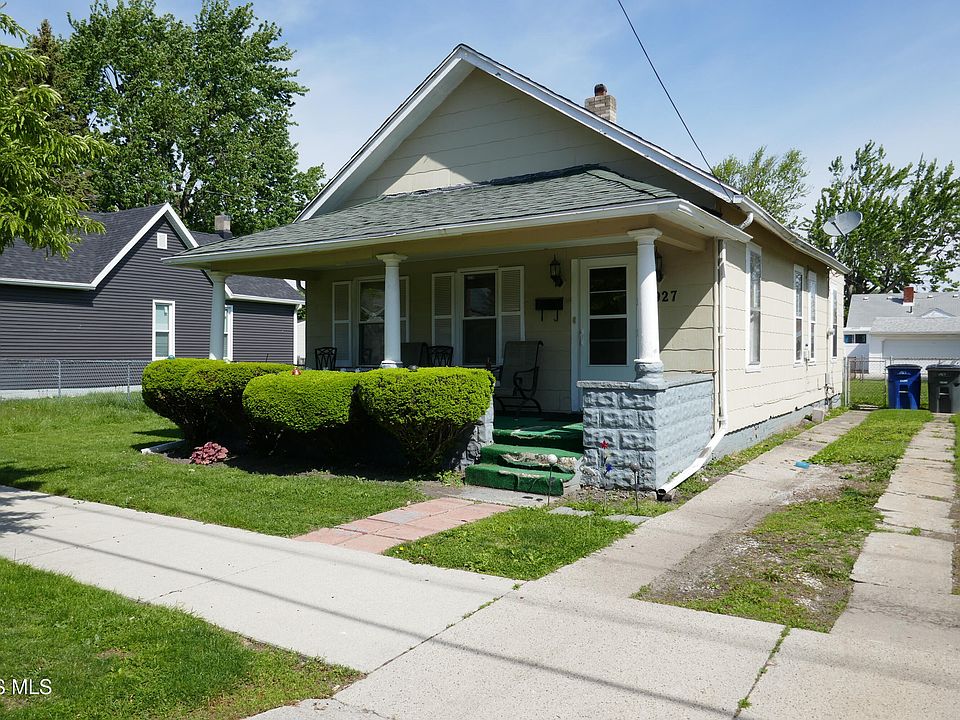 1st image of 1927 Nevada St