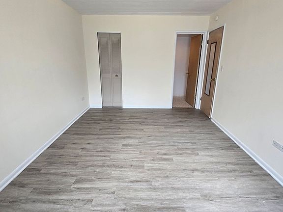 4th image of 918 Washington St APT 4A
