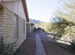 36401 N Huff N Puff Pl, Carefree, AZ 85377