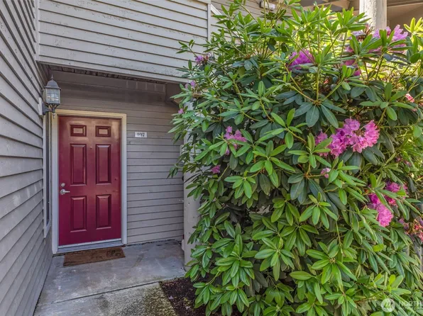 9009 Avondale Road NE #D107, Redmond, WA 98052