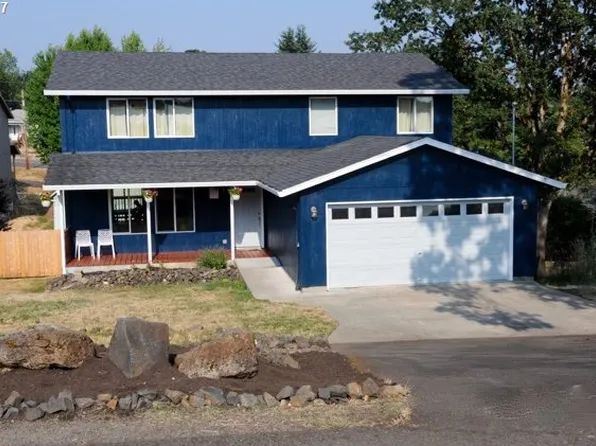 244 S 13th St, Saint Helens, OR 97051