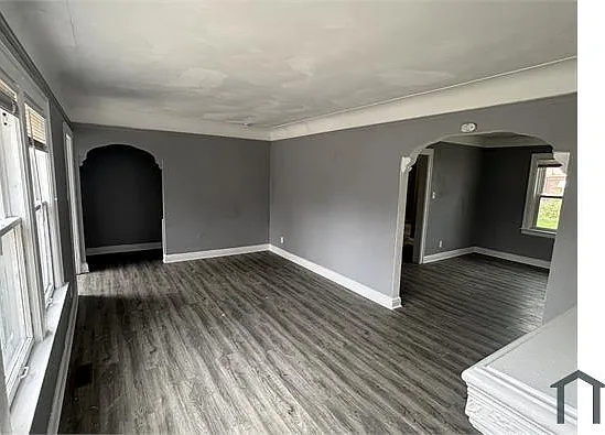 3 bed, 1369 sqft, $1,350 — Photo 4