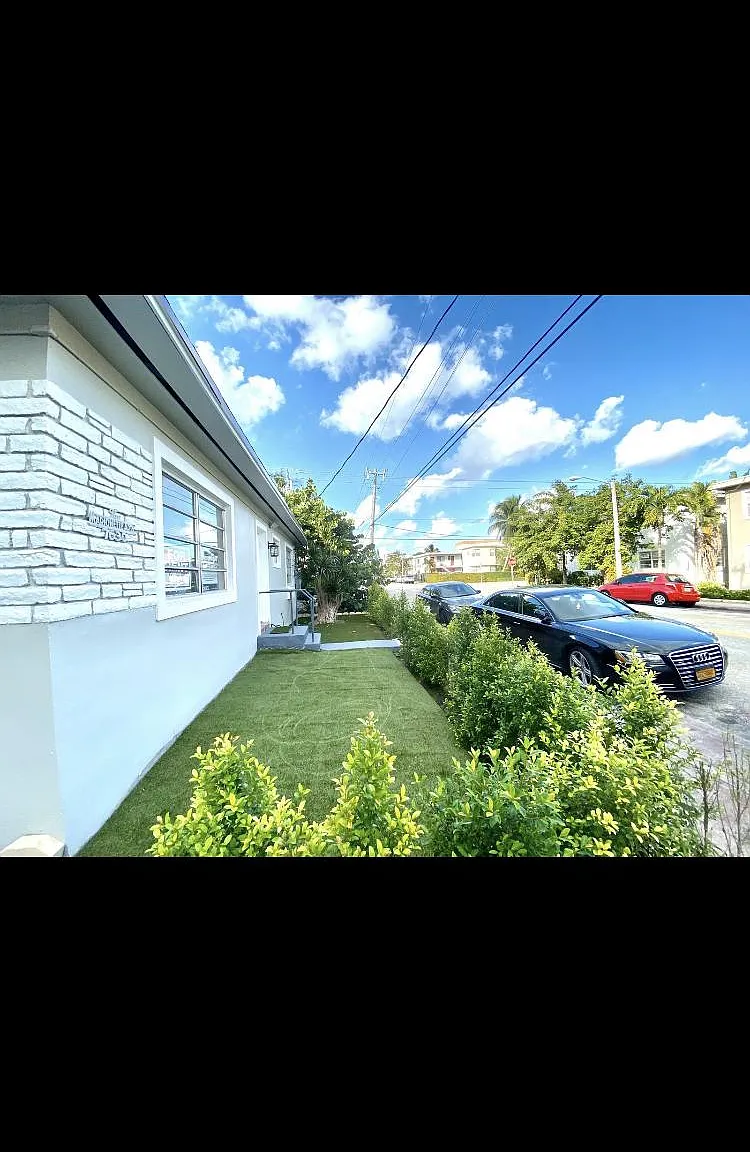 1 bed, 600 sqft, $1,800 — Photo 1