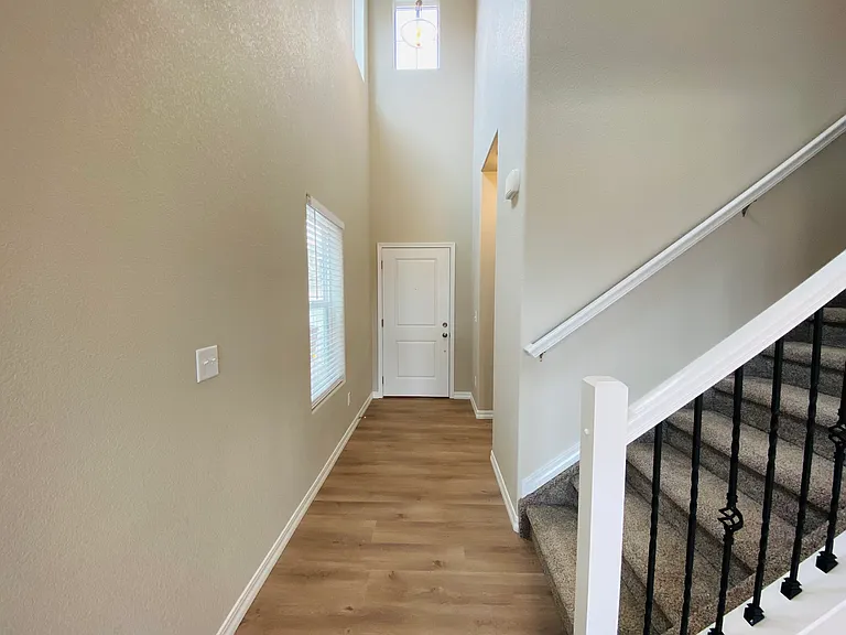 7826 Tent Rock Point — Photo 18