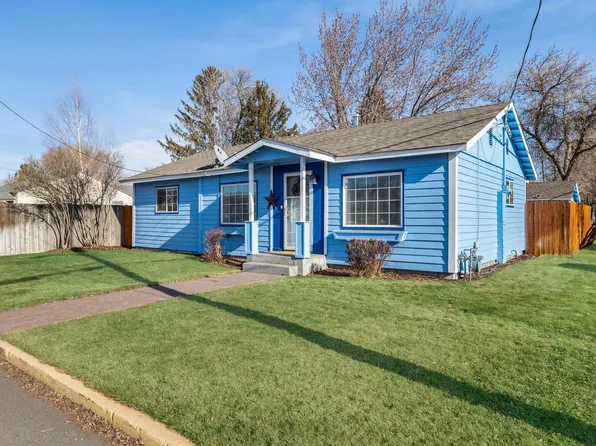 97 SE 9th St, Madras, OR 97741