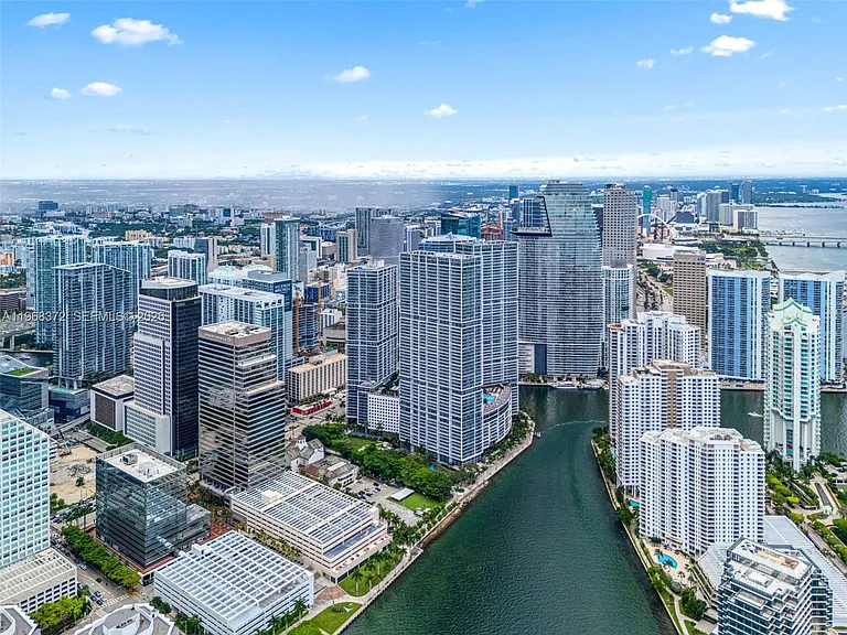 495 Brickell Ave #905 — Photo 45