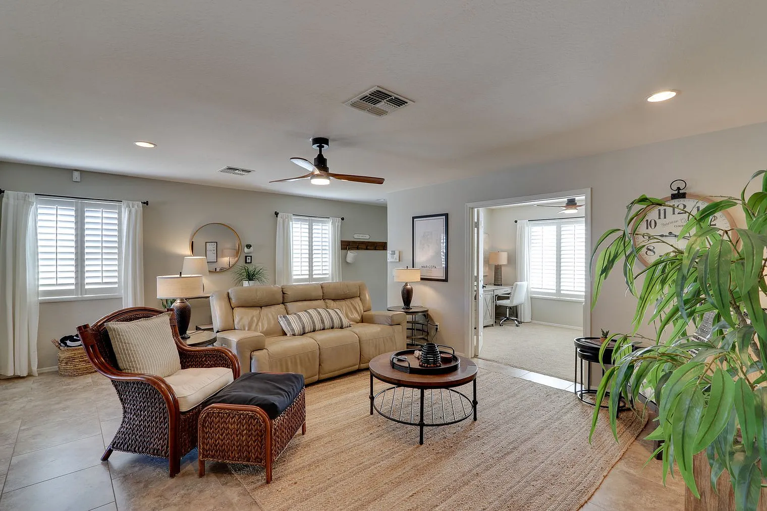 3 bed, 2.0 bath, 1496 sqft, $3,935 — Photo 2