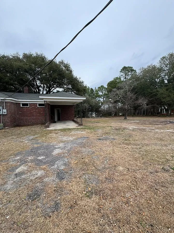3512 Delree St — Photo 2
