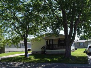 142 Polopony Ct, Iowa City, IA 52240