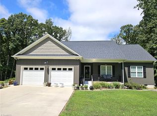 409 Winchester Dr, King, NC 27021