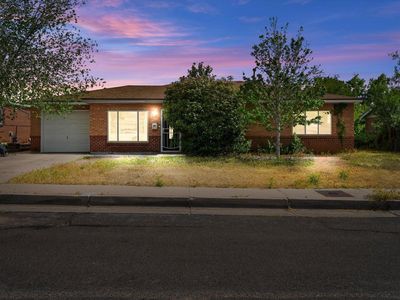 9014 Candelaria Rd NE, Albuquerque, NM, 87112