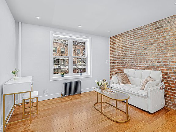 3rd image of 451 W 22nd St APT 3R