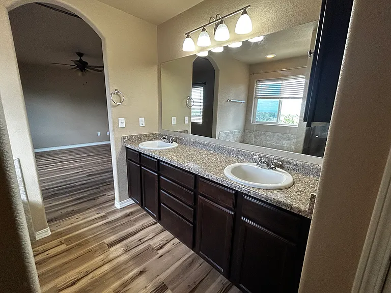 3503 Saguaro Cir — Photo 19