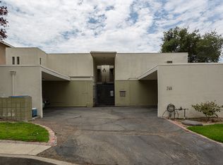 2164 La Canada Crest Dr, La Canada Flintridge, CA 91011