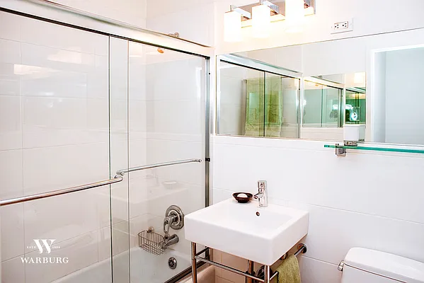 Rented by Warburg | media 19