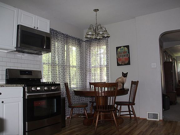 5th image of 30423 Marshall St