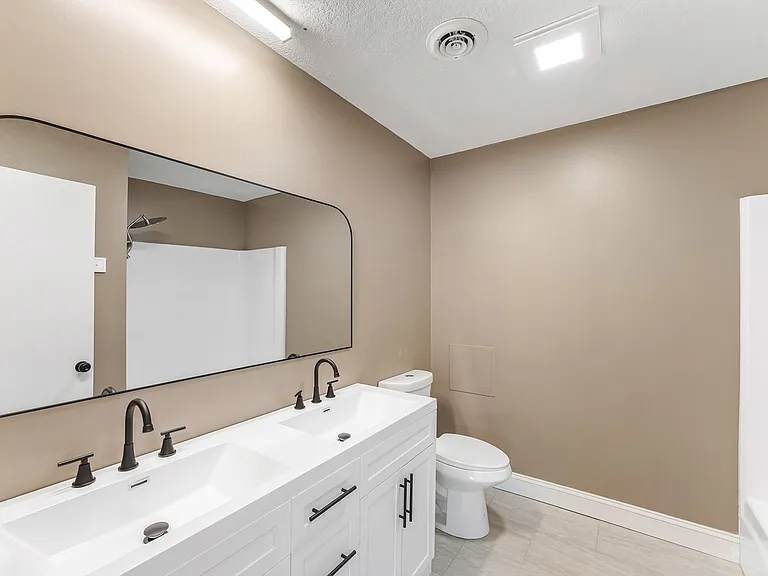 105 Meadowlark Dr — Photo 16