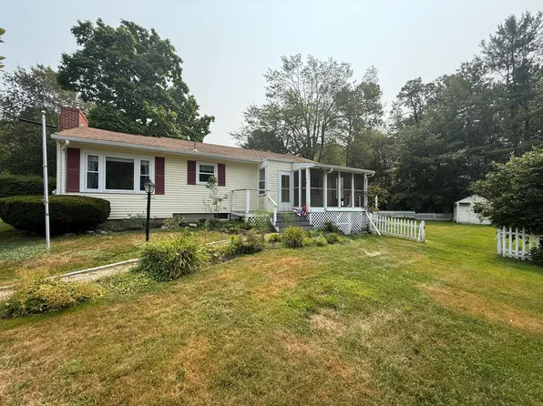 10 Intervale Road, Kennebunk, ME 04043