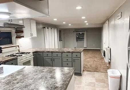 4th image of 2108 Leach Lake Ln