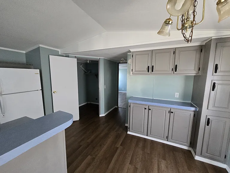 Oak Creek Estates MHC — Photo 17
