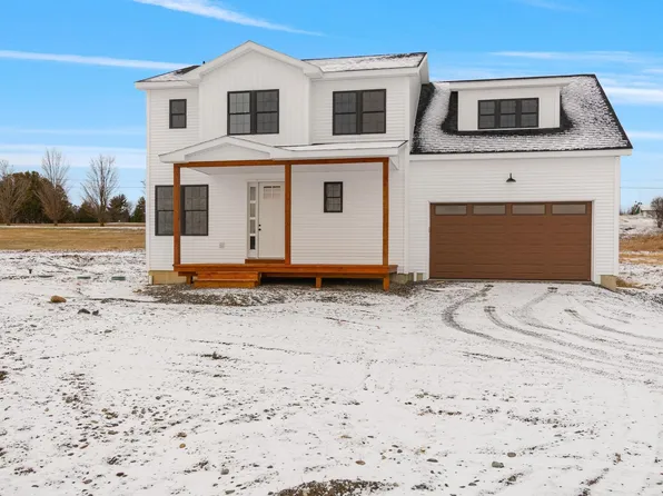 207 Fawn Lane, Swanton, VT 05488